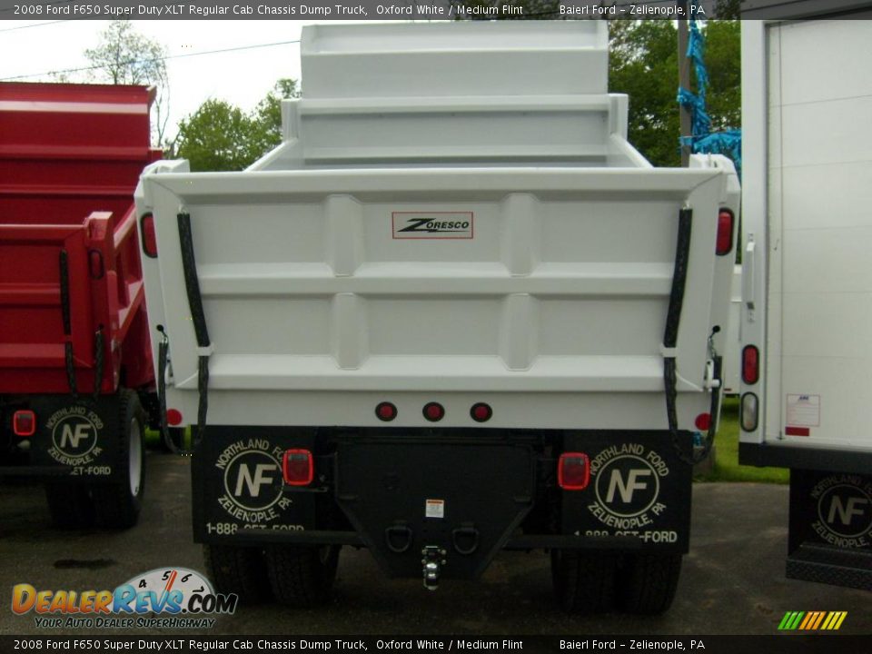 2008 Ford F650 Super Duty XLT Regular Cab Chassis Dump Truck Oxford White / Medium Flint Photo #3