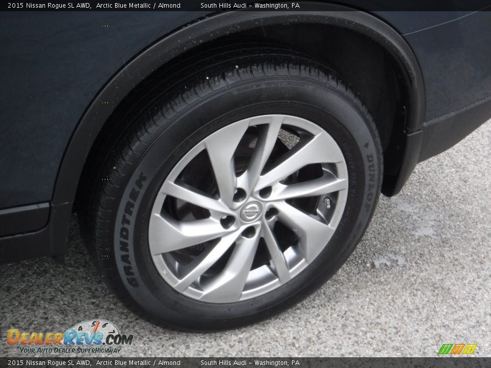 2015 Nissan Rogue SL AWD Arctic Blue Metallic / Almond Photo #4