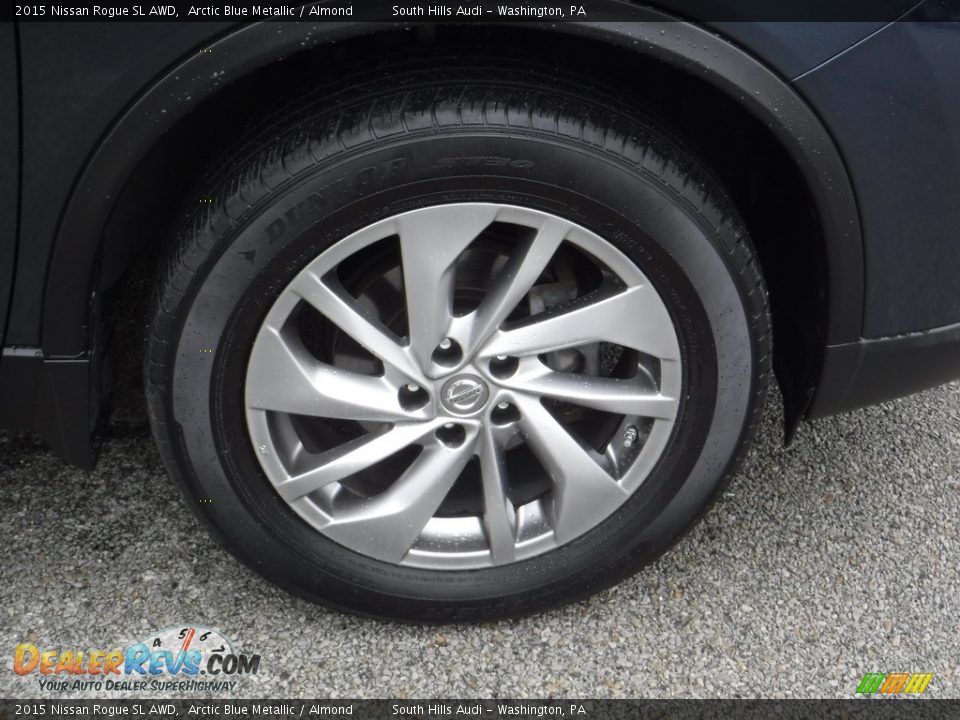 2015 Nissan Rogue SL AWD Arctic Blue Metallic / Almond Photo #9