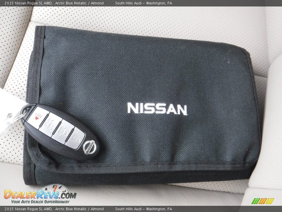 2015 Nissan Rogue SL AWD Arctic Blue Metallic / Almond Photo #35