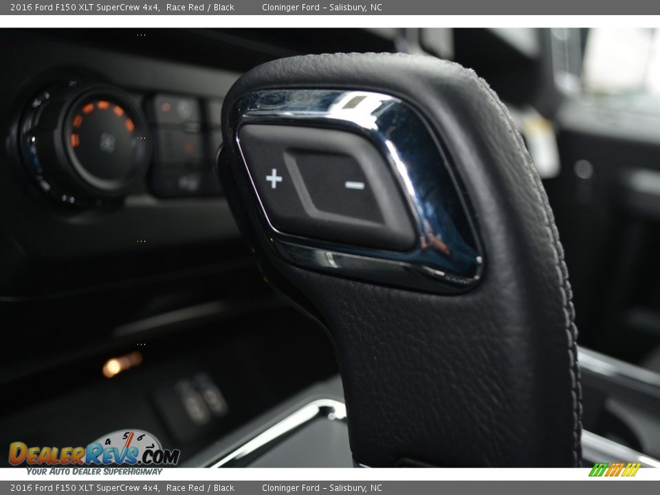 2016 Ford F150 XLT SuperCrew 4x4 Race Red / Black Photo #17