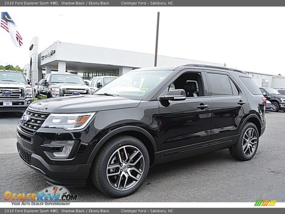 Front 3/4 View of 2016 Ford Explorer Sport 4WD Photo #3