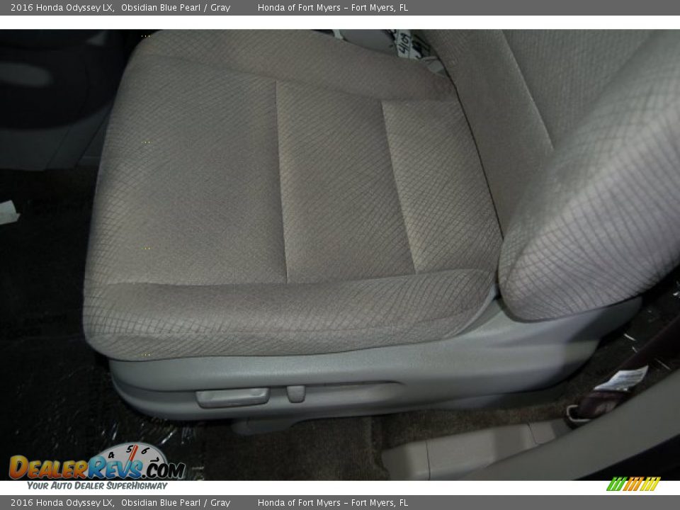 2016 Honda Odyssey LX Obsidian Blue Pearl / Gray Photo #11