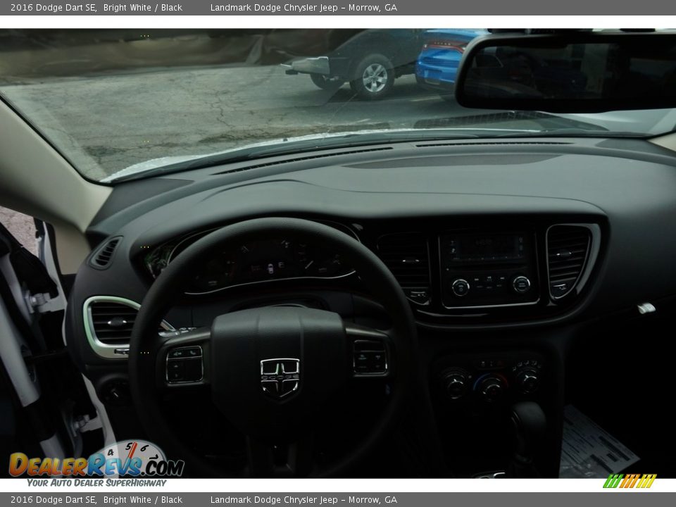 2016 Dodge Dart SE Bright White / Black Photo #5
