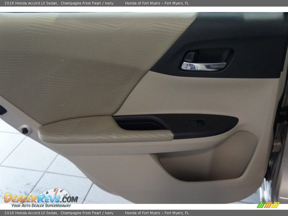 2016 Honda Accord LX Sedan Champagne Frost Pearl / Ivory Photo #20