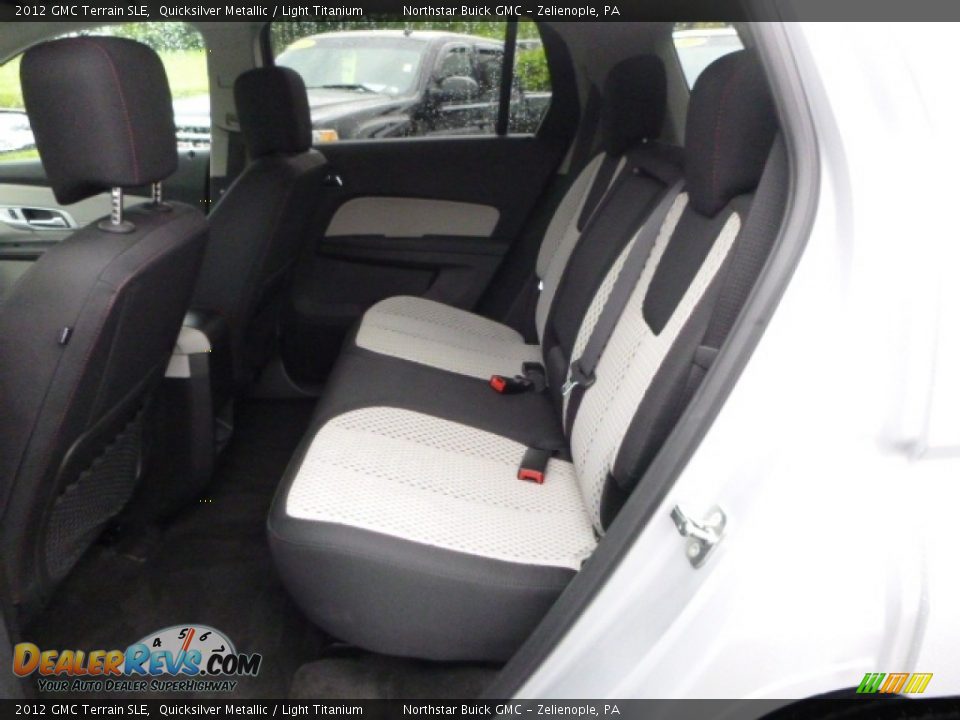 2012 GMC Terrain SLE Quicksilver Metallic / Light Titanium Photo #16