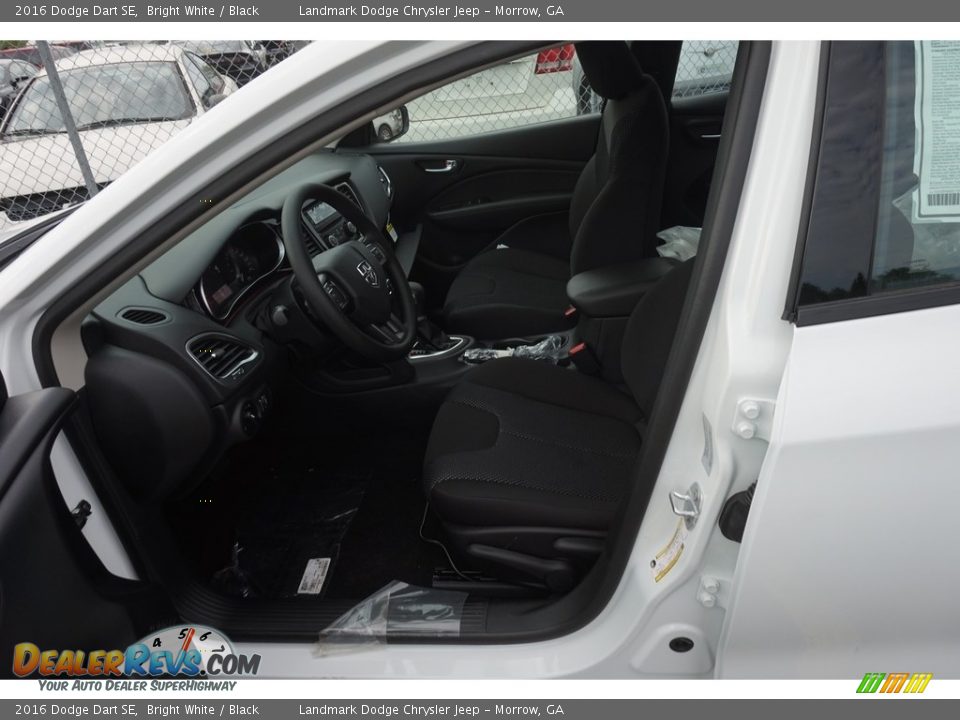 2016 Dodge Dart SE Bright White / Black Photo #4