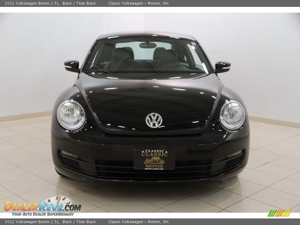 2012 Volkswagen Beetle 2.5L Black / Titan Black Photo #2