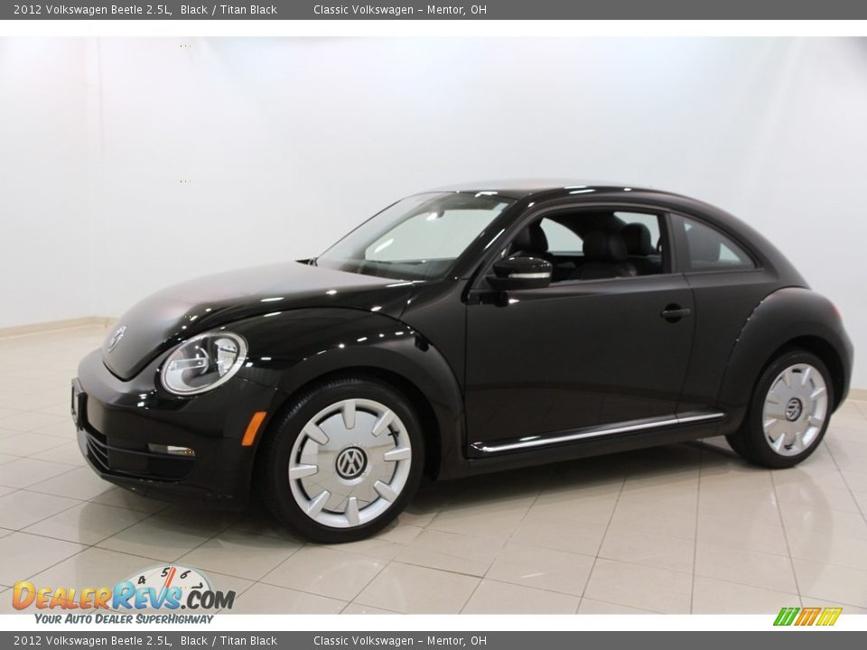 2012 Volkswagen Beetle 2.5L Black / Titan Black Photo #3