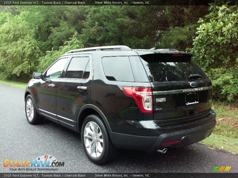 2015 Ford Explorer XLT Tuxedo Black / Charcoal Black Photo #2