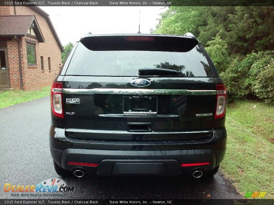 2015 Ford Explorer XLT Tuxedo Black / Charcoal Black Photo #3