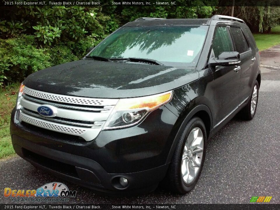 2015 Ford Explorer XLT Tuxedo Black / Charcoal Black Photo #8