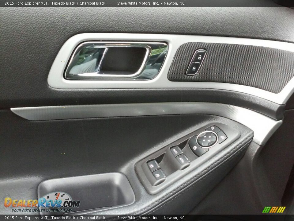 2015 Ford Explorer XLT Tuxedo Black / Charcoal Black Photo #15