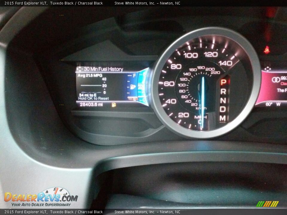 2015 Ford Explorer XLT Tuxedo Black / Charcoal Black Photo #18