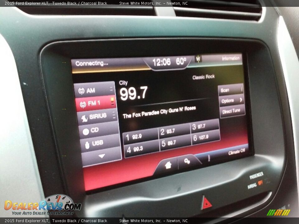 2015 Ford Explorer XLT Tuxedo Black / Charcoal Black Photo #21