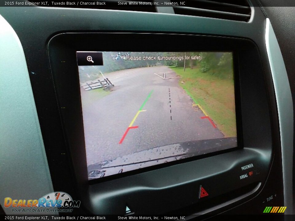 2015 Ford Explorer XLT Tuxedo Black / Charcoal Black Photo #25