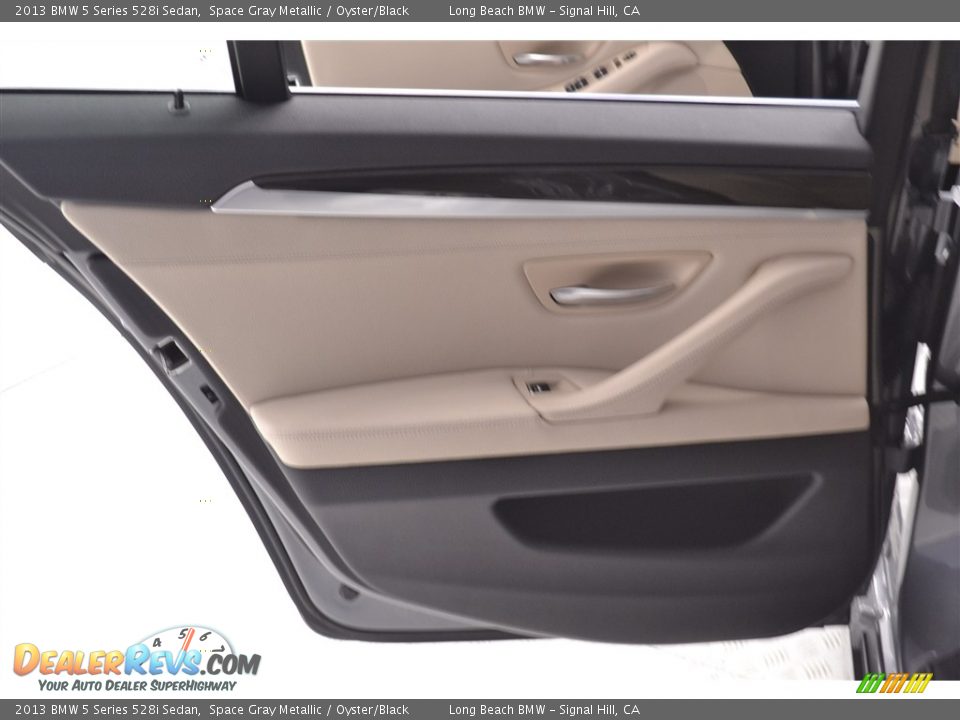 2013 BMW 5 Series 528i Sedan Space Gray Metallic / Oyster/Black Photo #20