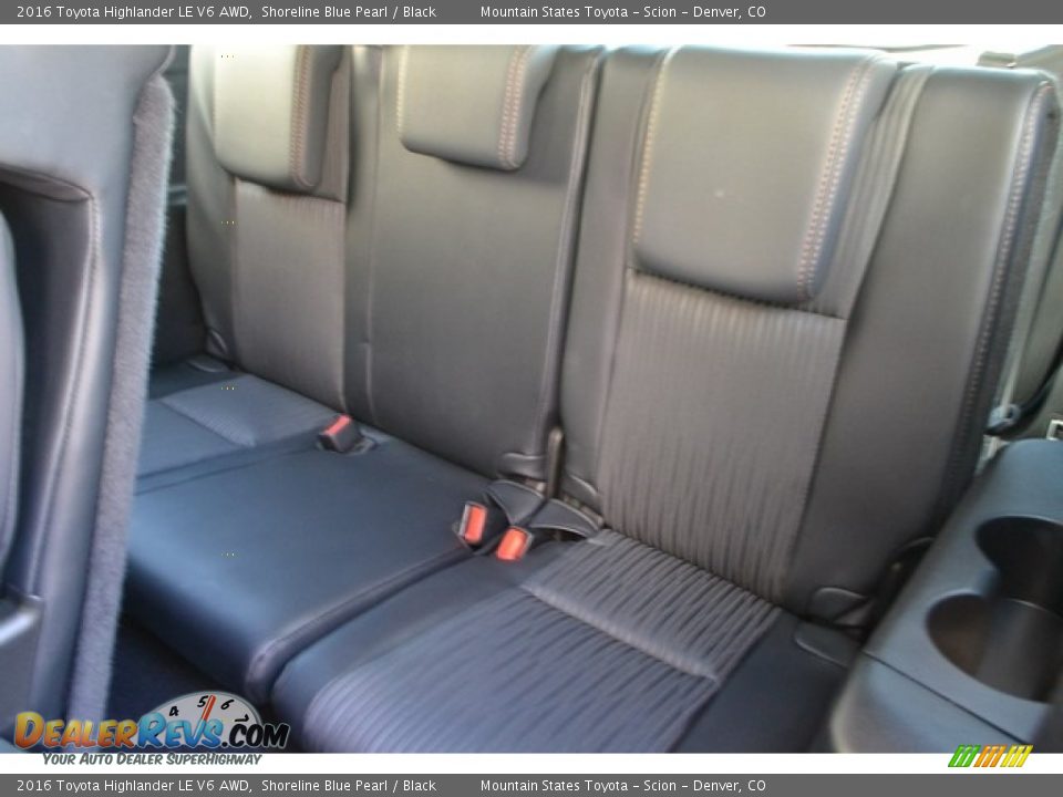 2016 Toyota Highlander LE V6 AWD Shoreline Blue Pearl / Black Photo #8