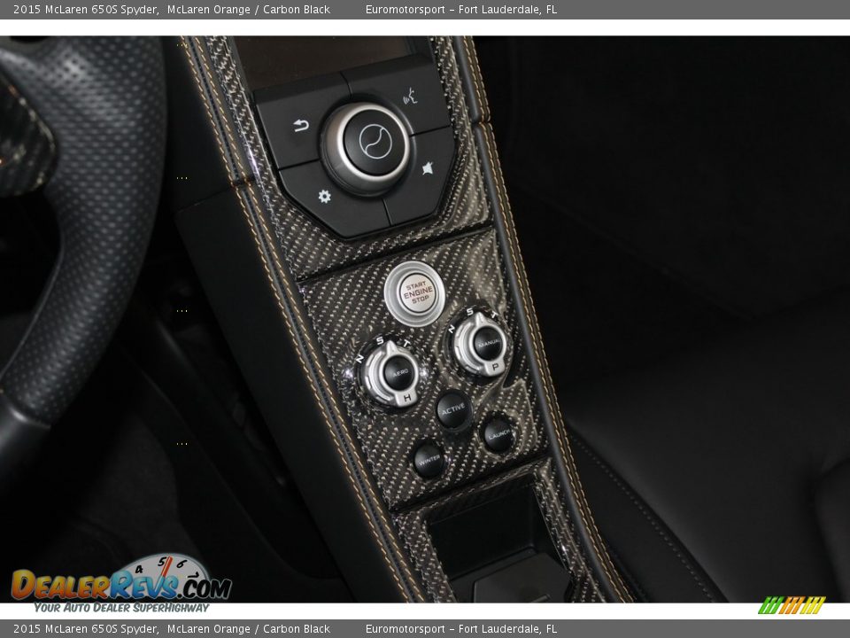 Controls of 2015 McLaren 650S Spyder Photo #9