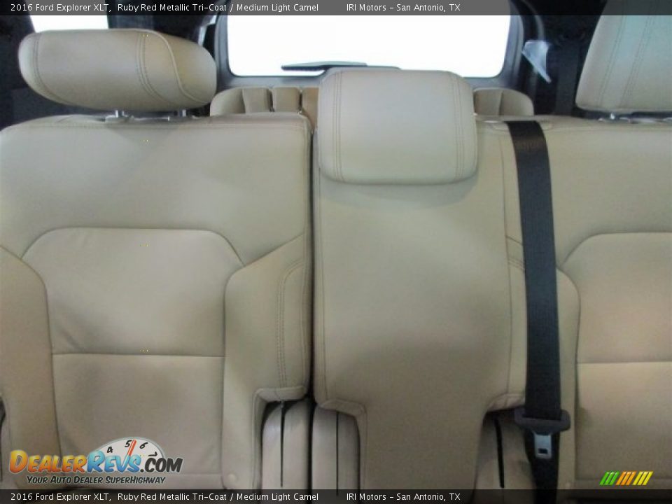 2016 Ford Explorer XLT Ruby Red Metallic Tri-Coat / Medium Light Camel Photo #18