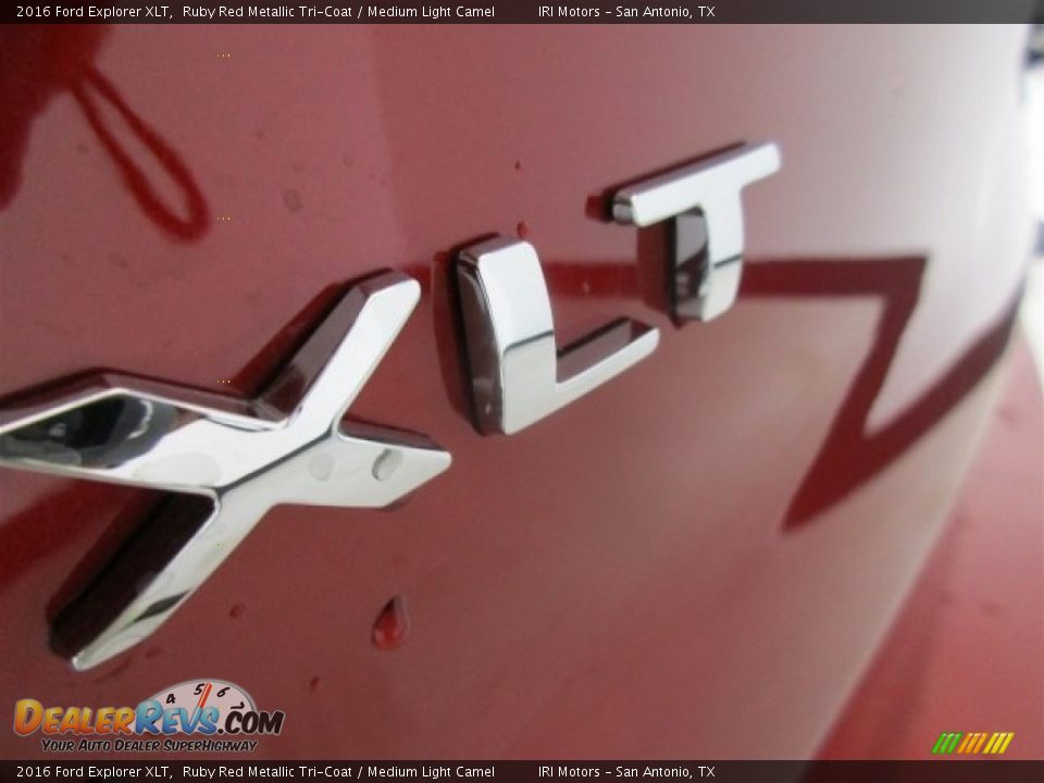 2016 Ford Explorer XLT Ruby Red Metallic Tri-Coat / Medium Light Camel Photo #28