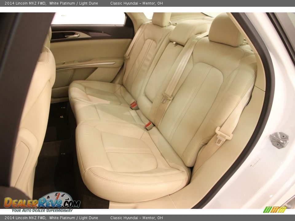 2014 Lincoln MKZ FWD White Platinum / Light Dune Photo #16