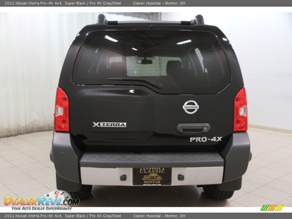 2011 Nissan Xterra Pro-4X 4x4 Super Black / Pro 4X Gray/Steel Photo #15