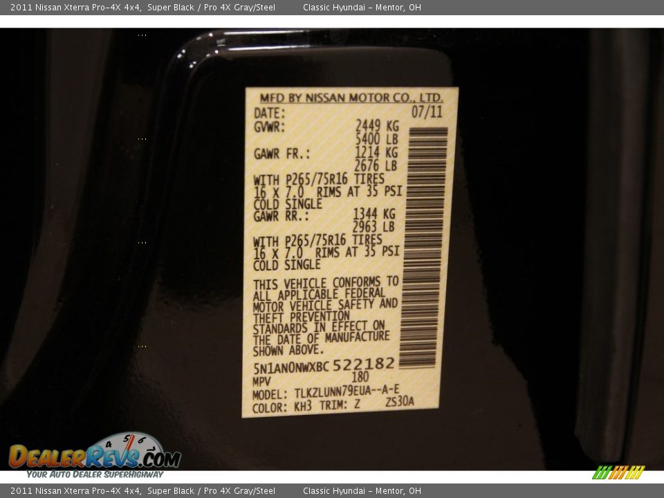 2011 Nissan Xterra Pro-4X 4x4 Super Black / Pro 4X Gray/Steel Photo #17