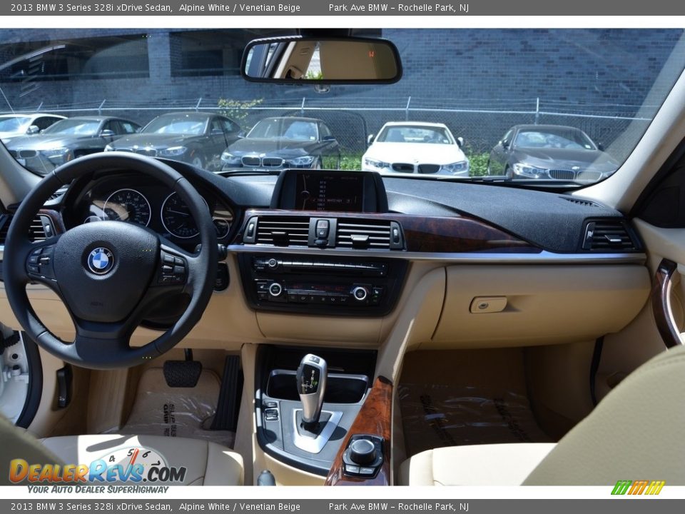 2013 BMW 3 Series 328i xDrive Sedan Alpine White / Venetian Beige Photo #16