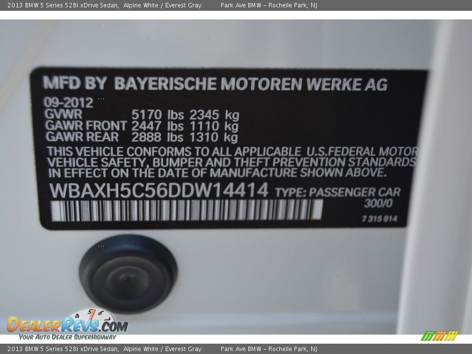 2013 BMW 5 Series 528i xDrive Sedan Alpine White / Everest Gray Photo #33