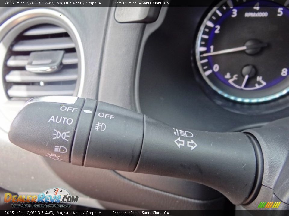2015 Infiniti QX60 3.5 AWD Majestic White / Graphite Photo #21