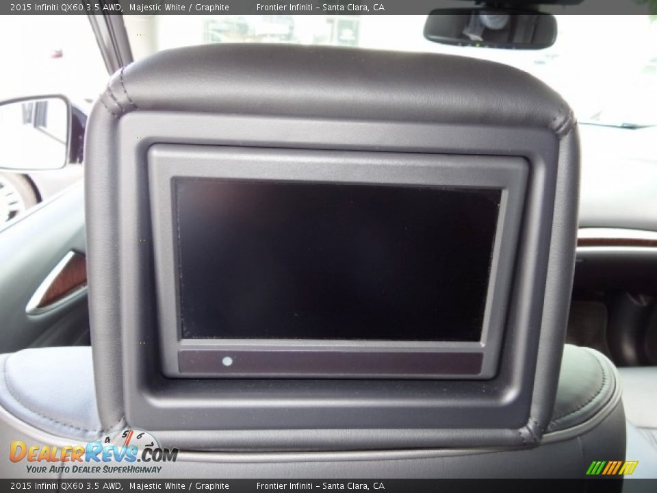 2015 Infiniti QX60 3.5 AWD Majestic White / Graphite Photo #33