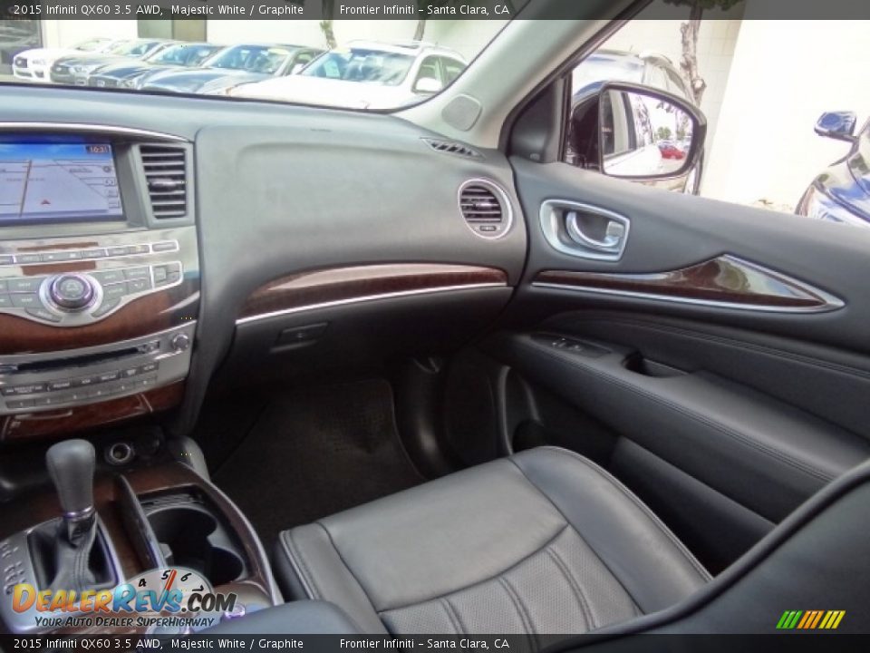 2015 Infiniti QX60 3.5 AWD Majestic White / Graphite Photo #35