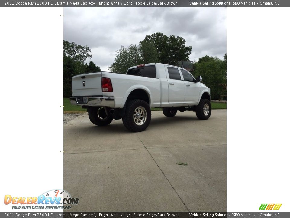 2011 Dodge Ram 2500 HD Laramie Mega Cab 4x4 Bright White / Light Pebble Beige/Bark Brown Photo #2