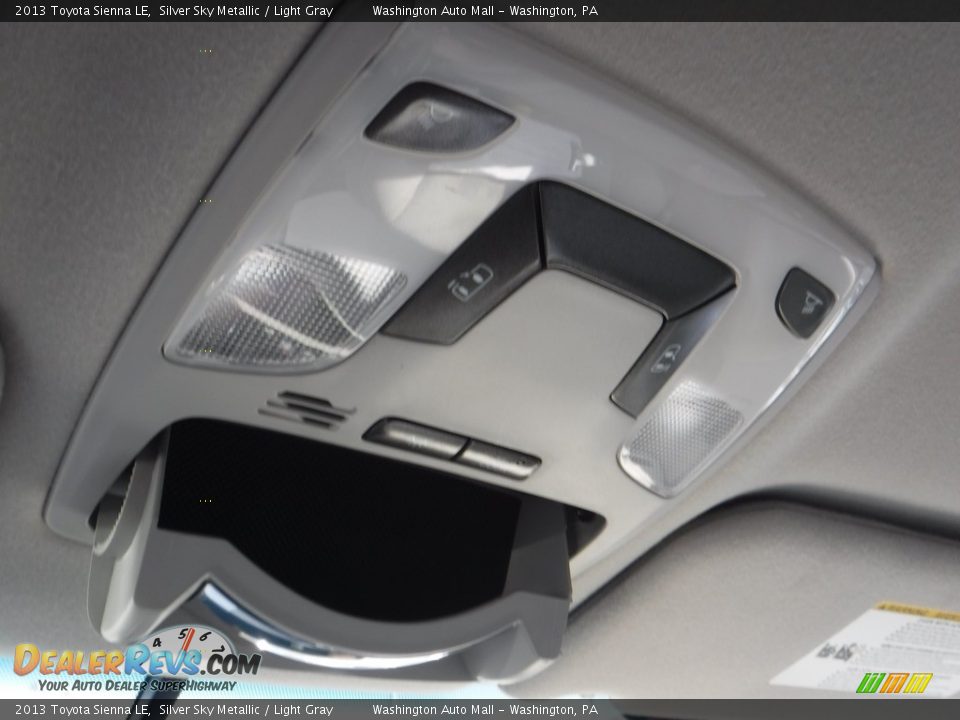2013 Toyota Sienna LE Silver Sky Metallic / Light Gray Photo #19