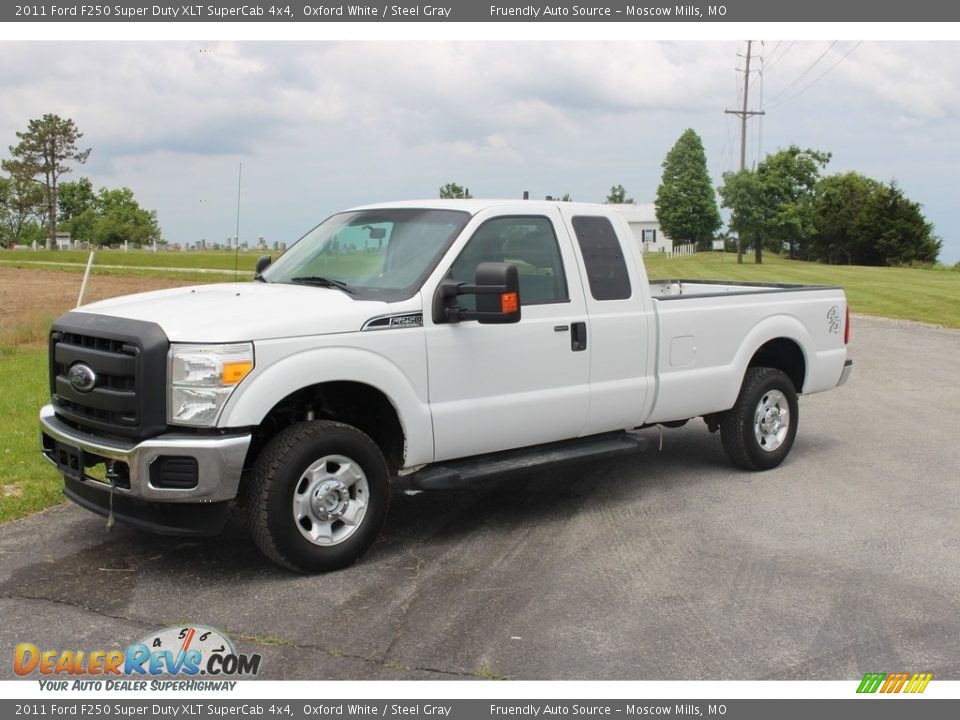 2011 Ford F250 Super Duty XLT SuperCab 4x4 Oxford White / Steel Gray Photo #2