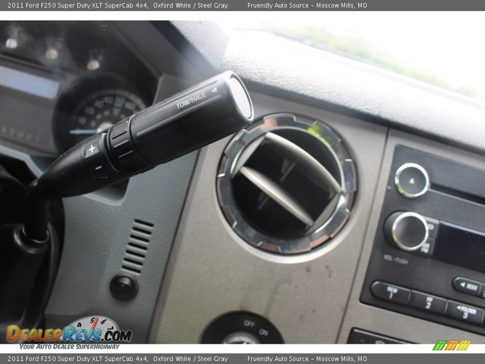 2011 Ford F250 Super Duty XLT SuperCab 4x4 Oxford White / Steel Gray Photo #14