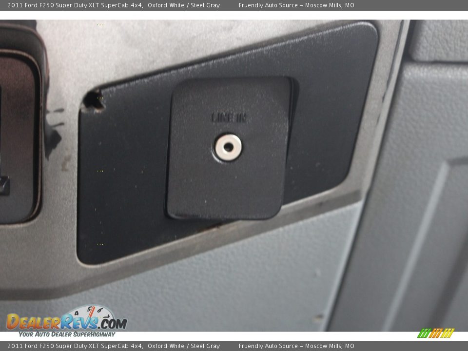 2011 Ford F250 Super Duty XLT SuperCab 4x4 Oxford White / Steel Gray Photo #15