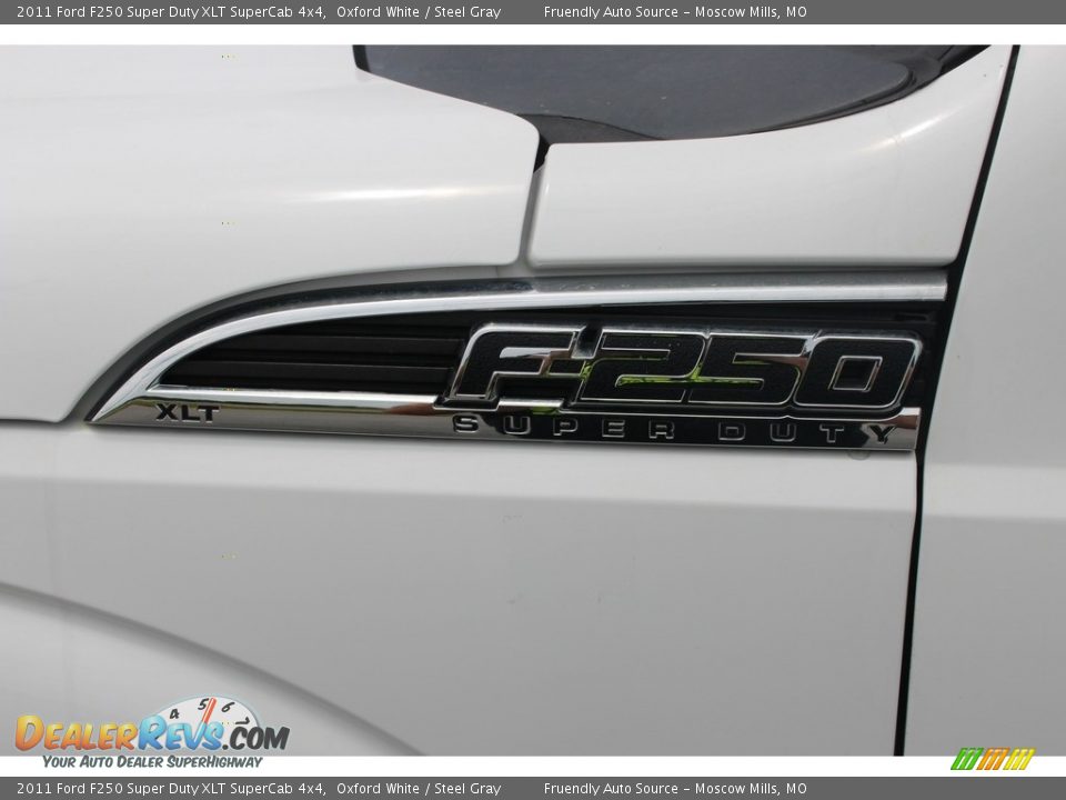2011 Ford F250 Super Duty XLT SuperCab 4x4 Oxford White / Steel Gray Photo #32