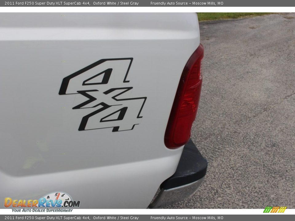 2011 Ford F250 Super Duty XLT SuperCab 4x4 Oxford White / Steel Gray Photo #34