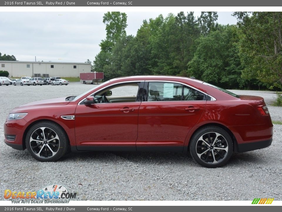 2016 Ford Taurus SEL Ruby Red / Dune Photo #7