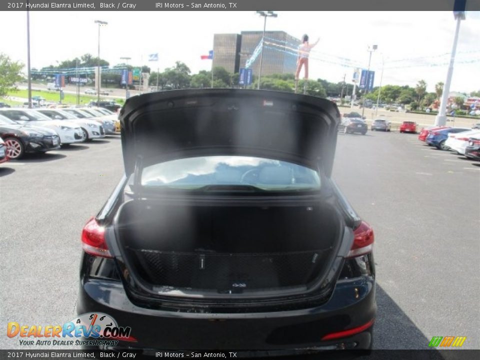 2017 Hyundai Elantra Limited Black / Gray Photo #9