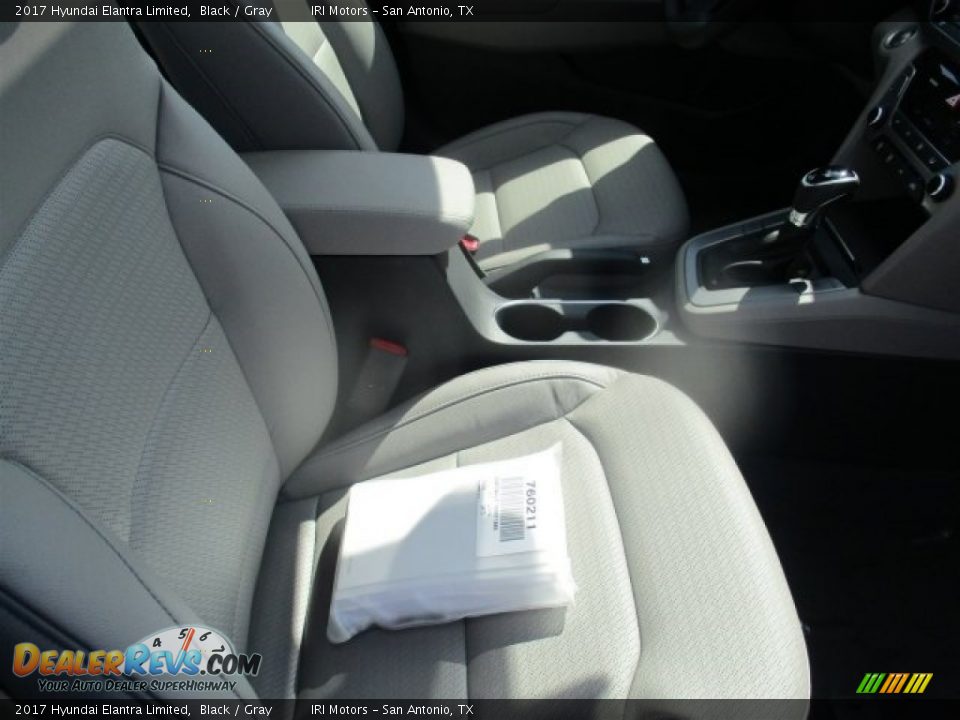 2017 Hyundai Elantra Limited Black / Gray Photo #12