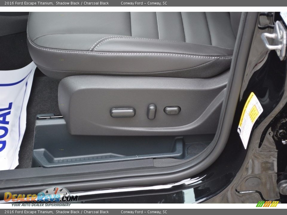 2016 Ford Escape Titanium Shadow Black / Charcoal Black Photo #18