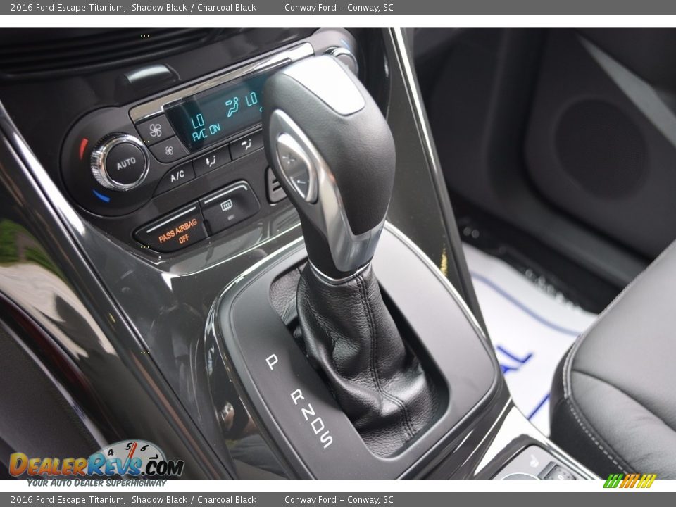 2016 Ford Escape Titanium Shadow Black / Charcoal Black Photo #31