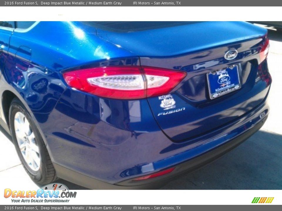 2016 Ford Fusion S Deep Impact Blue Metallic / Medium Earth Gray Photo #9