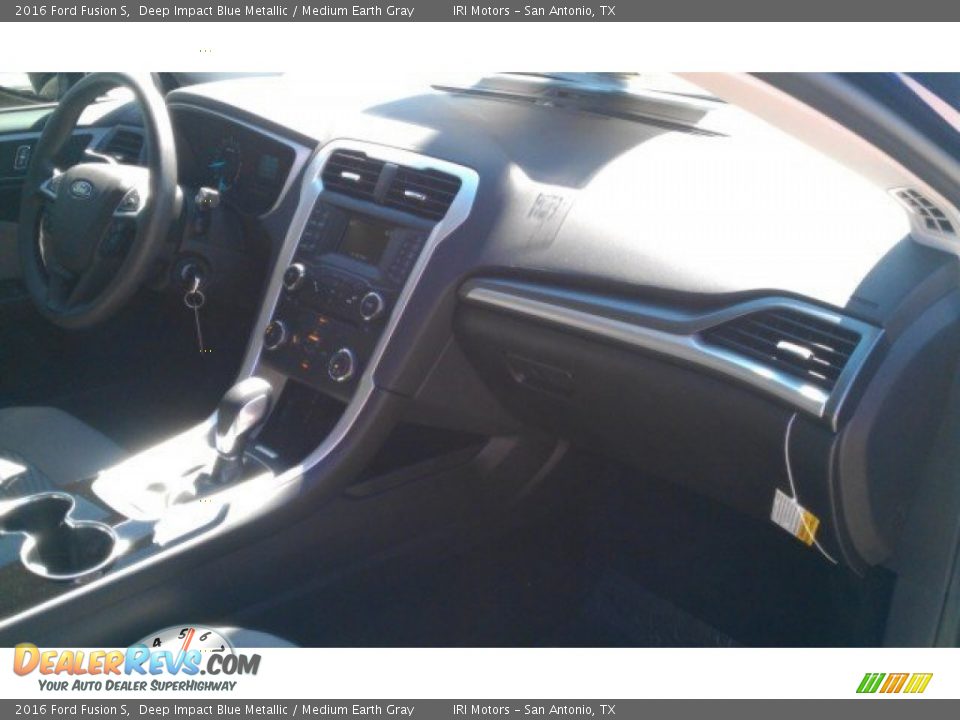 2016 Ford Fusion S Deep Impact Blue Metallic / Medium Earth Gray Photo #16