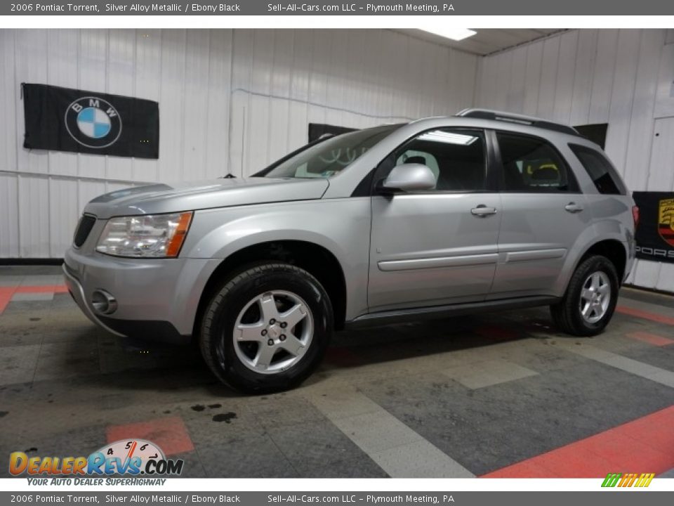 2006 Pontiac Torrent Silver Alloy Metallic / Ebony Black Photo #2