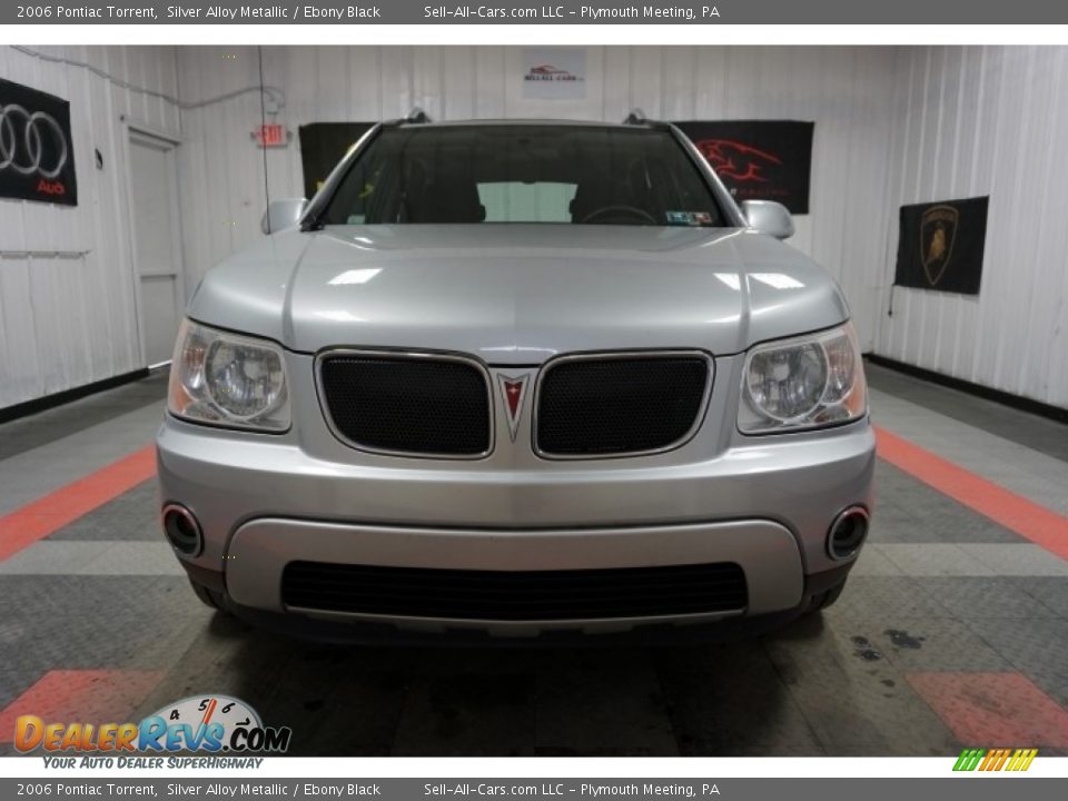 2006 Pontiac Torrent Silver Alloy Metallic / Ebony Black Photo #4