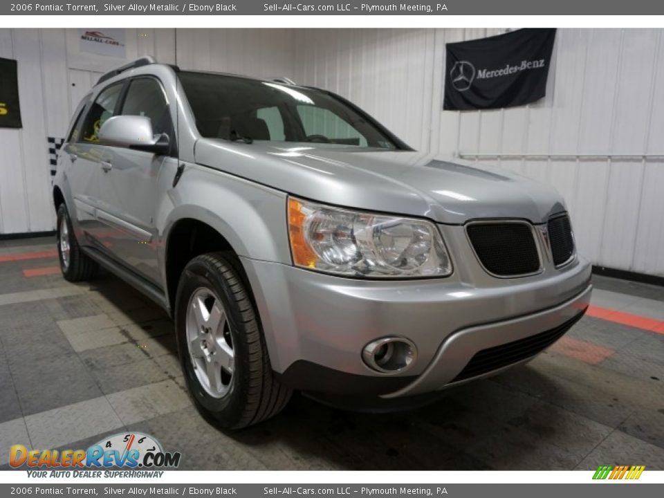 2006 Pontiac Torrent Silver Alloy Metallic / Ebony Black Photo #5